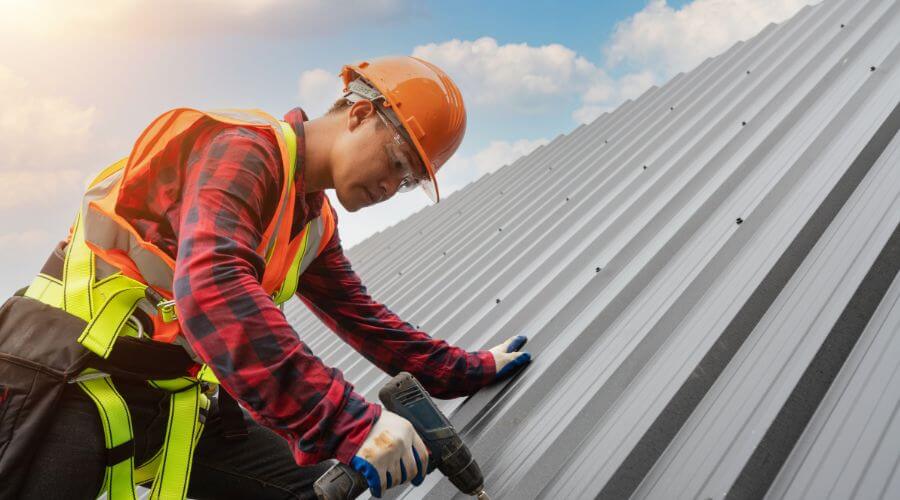 Professional residential roofers in Avon, SD